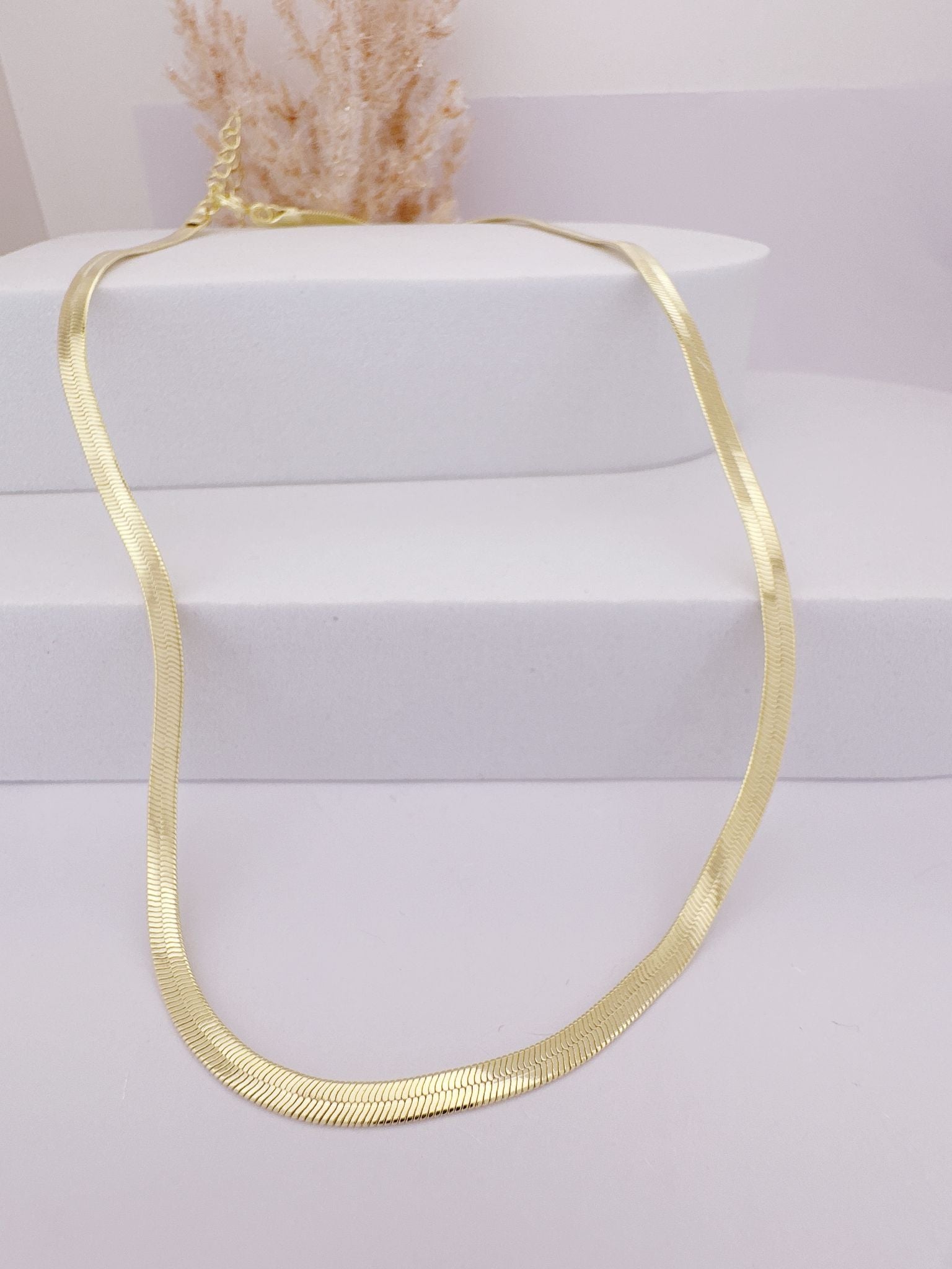 4-A SNAKE CHAIN NECKLACE