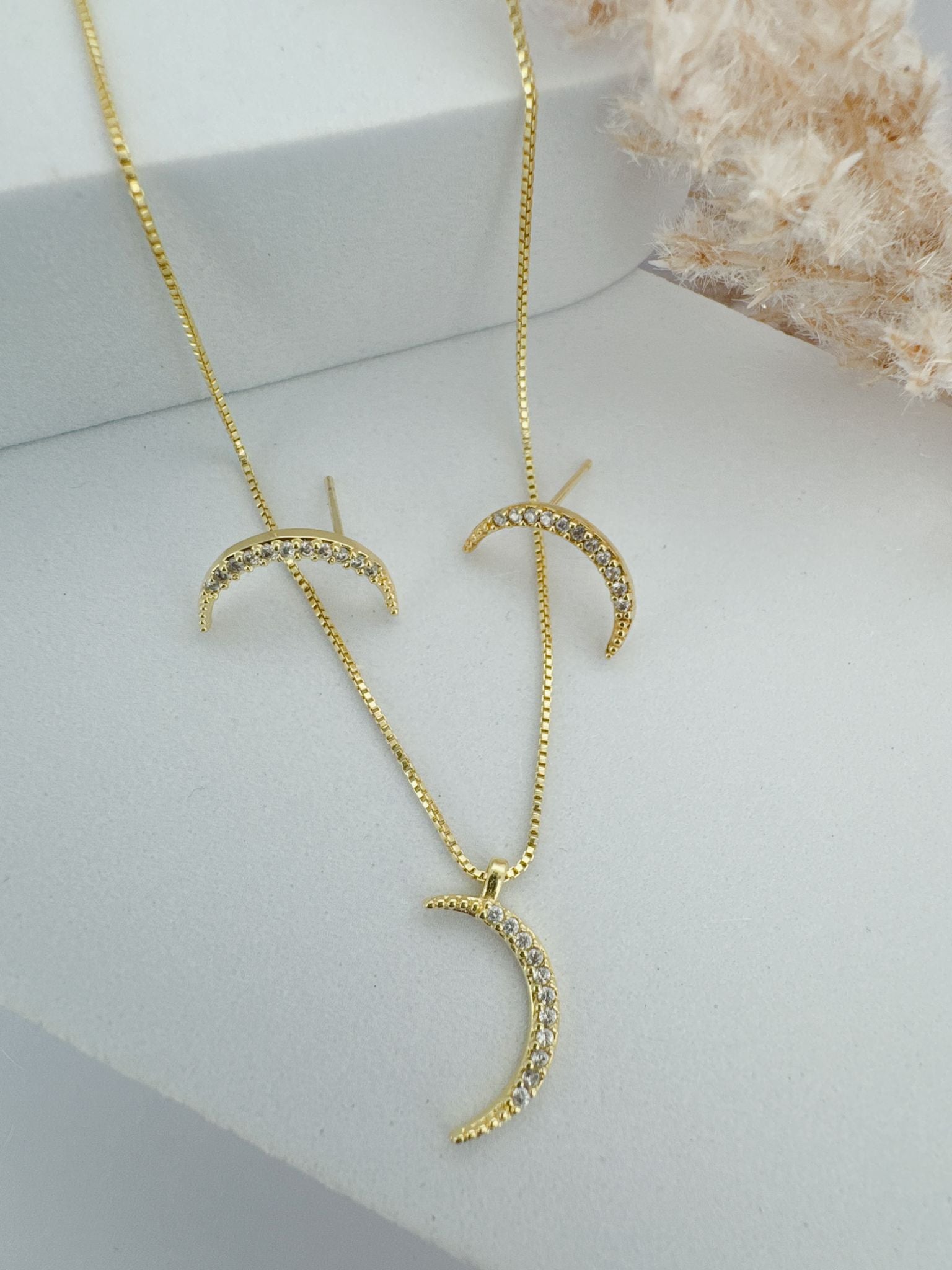 HALF MOON SET