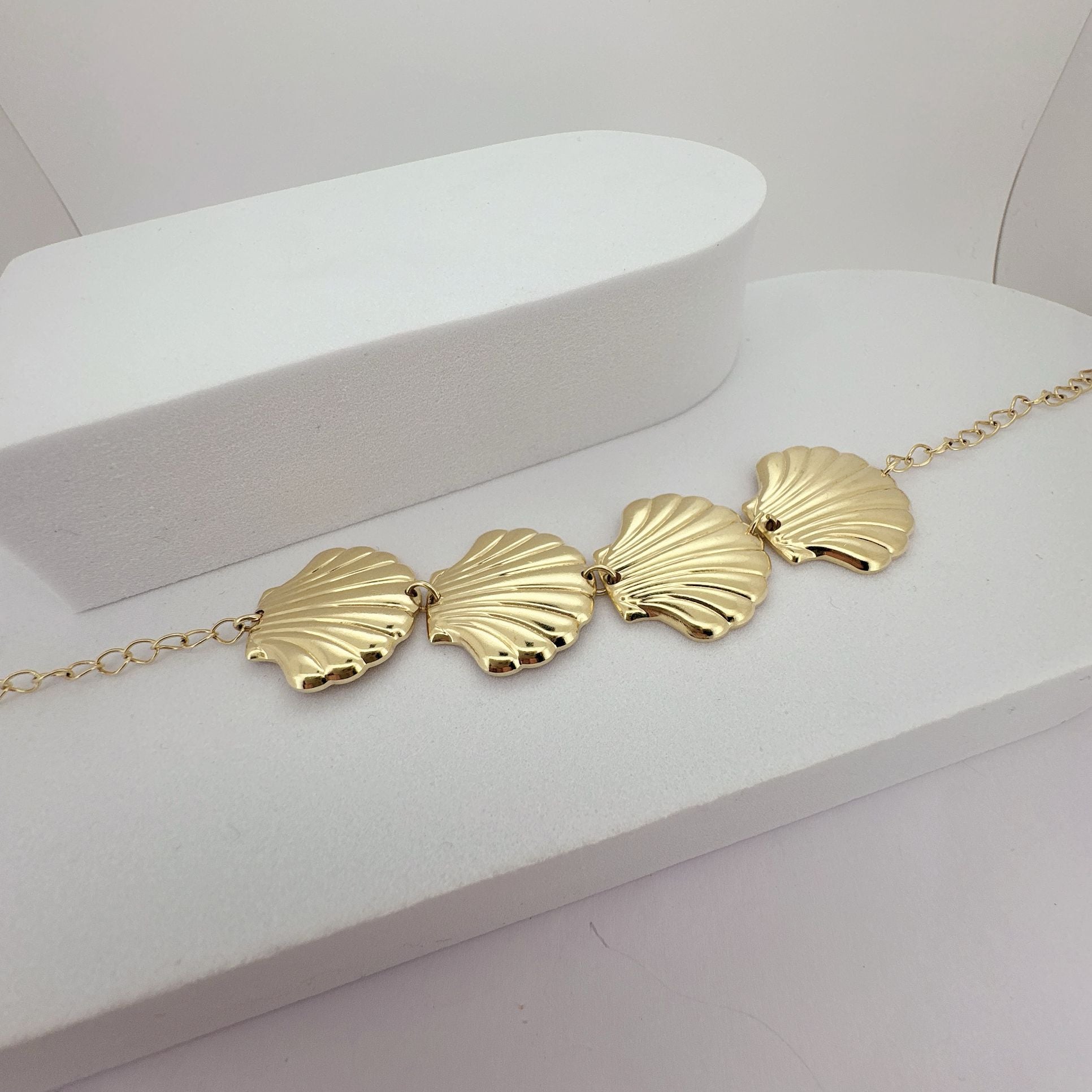SHELLS BRACELET